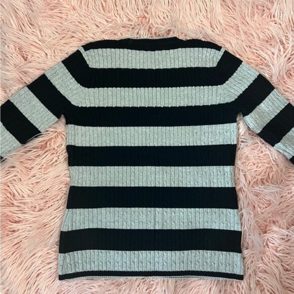 Liz Claiborne Sweater - Picture 7 of 7